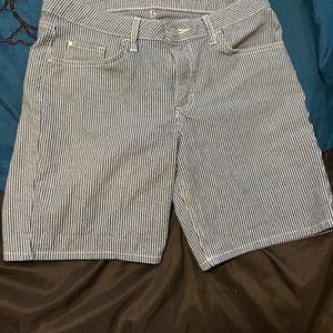 Lee brand shorts / size 6